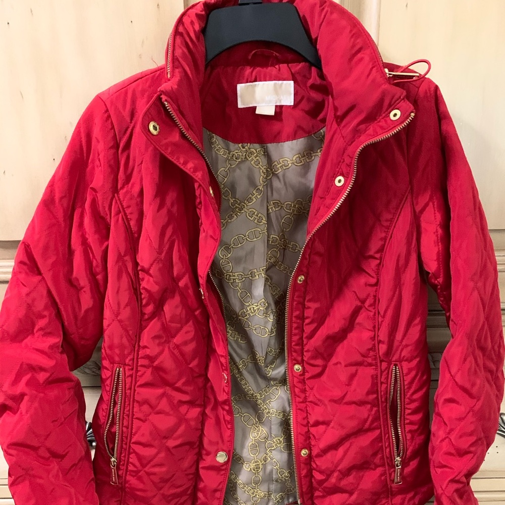 Women Michael Kors puffer coat with hoodie